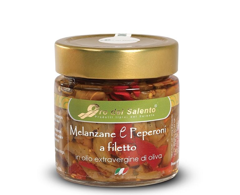 Melanzane e peperoni a filetti in olio extravergine di oliva Melanzane e peperoni a filetti in olio extravergine di oliva