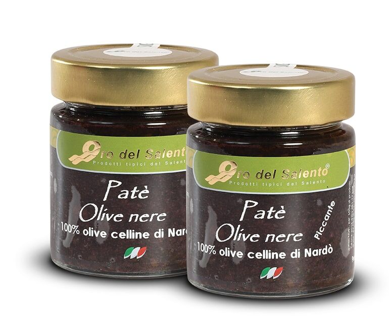 Black olives spread from cellina di nardò olives, mild and spicy