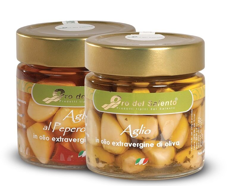 Traditional garlic and Spicy garlic in oil Traditional garlic and Spicy garlic in oil